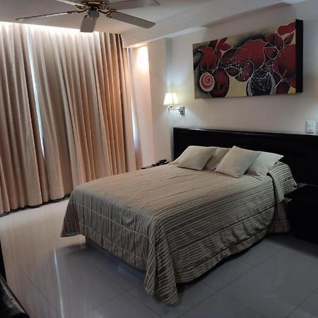 Hotel Mary Celaya Celaya  Luaran gambar