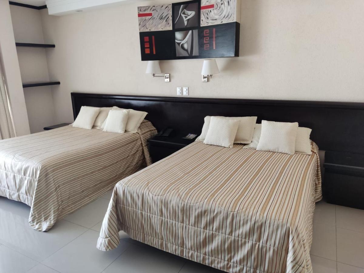 Hotel Mary Celaya Celaya  Luaran gambar