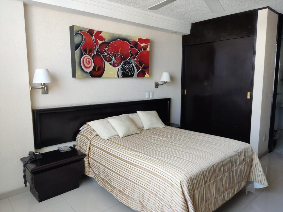 Hotel Mary Celaya Celaya  Luaran gambar