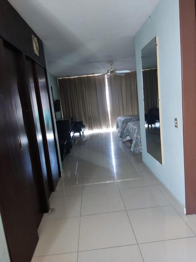 Hotel Mary Celaya Celaya  Luaran gambar