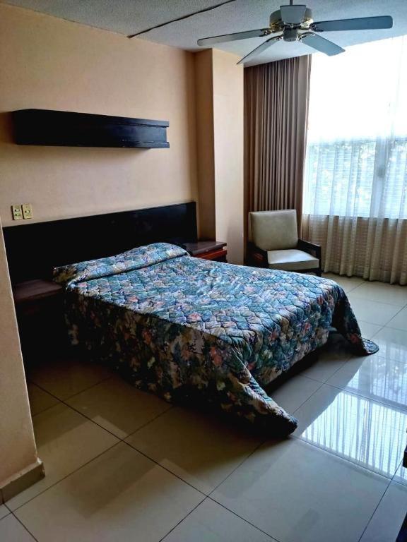Hotel Mary Celaya Celaya  Luaran gambar